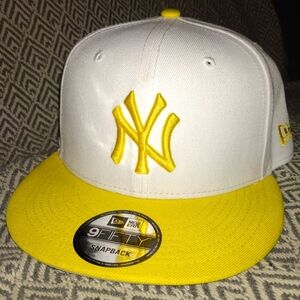 New Era 9Fifty Subway Series New York Yankees Bright Yellow And White Snapback